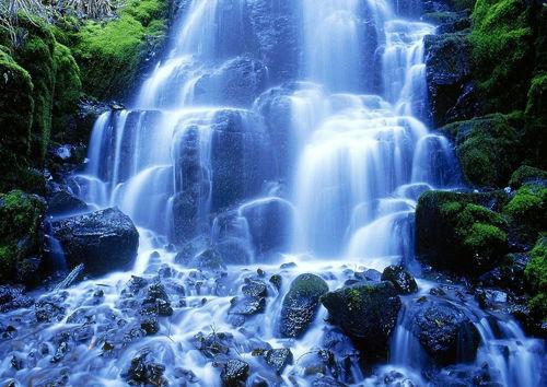 全球最大固态硬盘开启预售：61TB容量，价格超26000元！